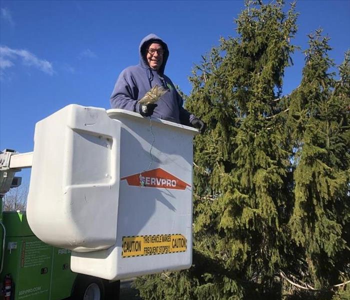 SERVPRO Ronkonkoma Christmas tree bucket truck